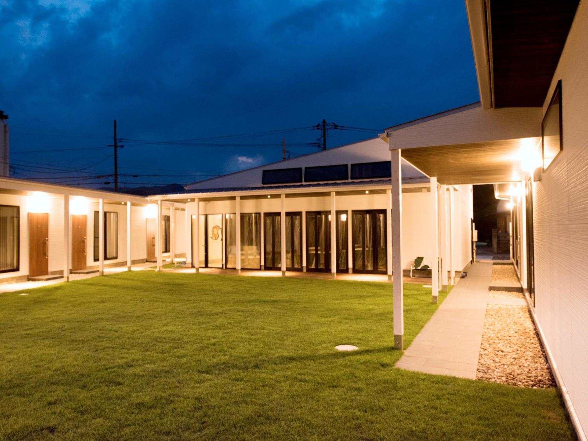 Le.Blanche Hotel Minamiawaji Luaran gambar
